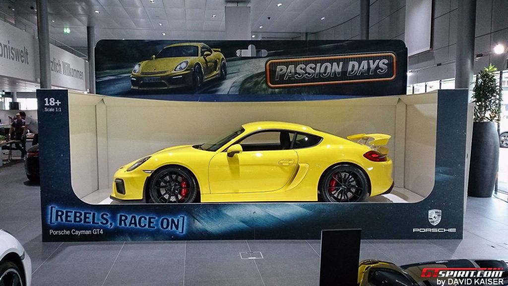 Name:  Porsche-Cayman-GT4-Toy-Car-7.jpg
Views: 2089
Size:  104.1 KB