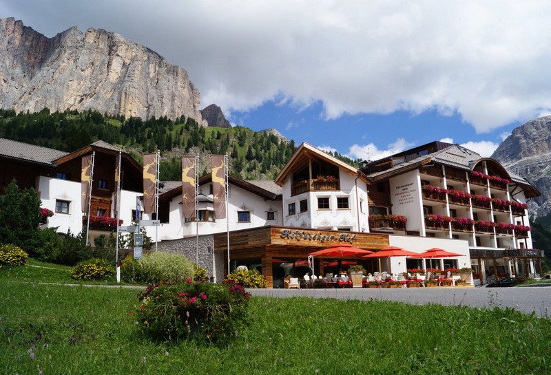 Name:  Sella  Hotel Kolfuschgerhof     10499343_704382849598048_534667051736844303_o.jpg
Views: 31004
Size:  155.6 KB