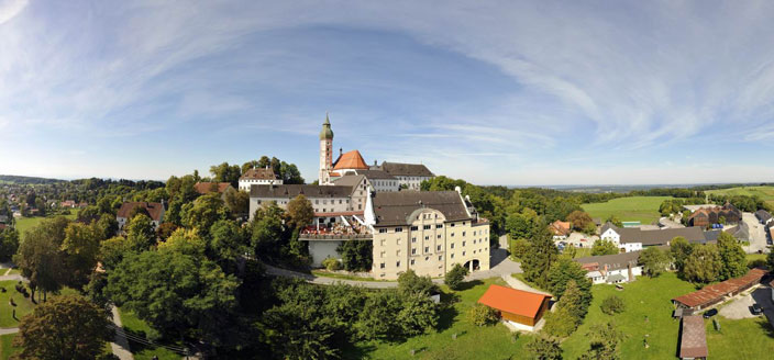 Name:  Kloster Andrechs mdb_109617_kloster_andechs_panorama_704x328.jpg
Views: 29252
Size:  59.1 KB