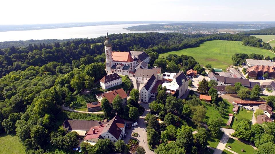 Name:  Kloster Andrechs11406952_10153334956172383_5282984285131791715_n.jpg
Views: 21322
Size:  101.7 KB