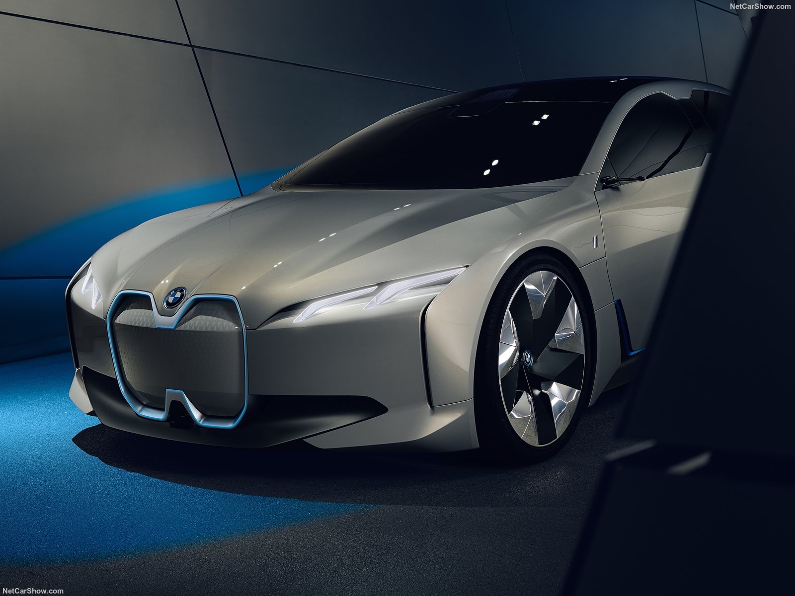 Name:  BMW-i_Vision_Dynamics_Concept-2017-1600-0f.jpg
Views: 16539
Size:  212.3 KB