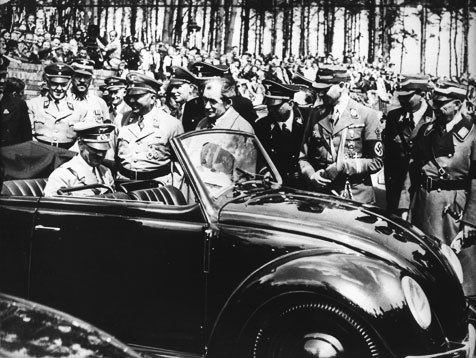 Name:  MercedesBanz Volkswagen Typ 170H    hitler-im-kdf-wagen (1).jpg
Views: 1893
Size:  55.2 KB