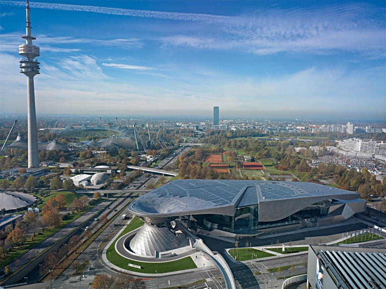 Name:  P90270744_highRes_die-bmw-welt-in-muen.jpg
Views: 3551
Size:  157.6 KB