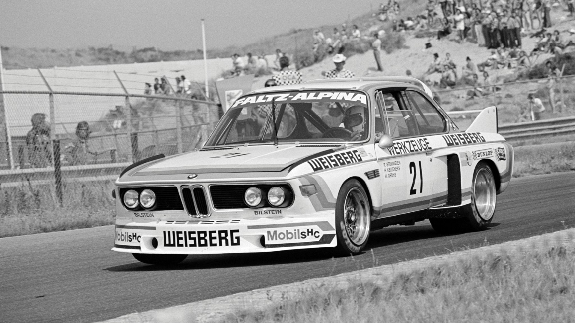 Name:  1975 30 CSL #21 Helmut Kelleners - Harald Grohs - Rolf Stommelen Zandvoort 1975 HD.jpg
Views: 5455
Size:  639.1 KB