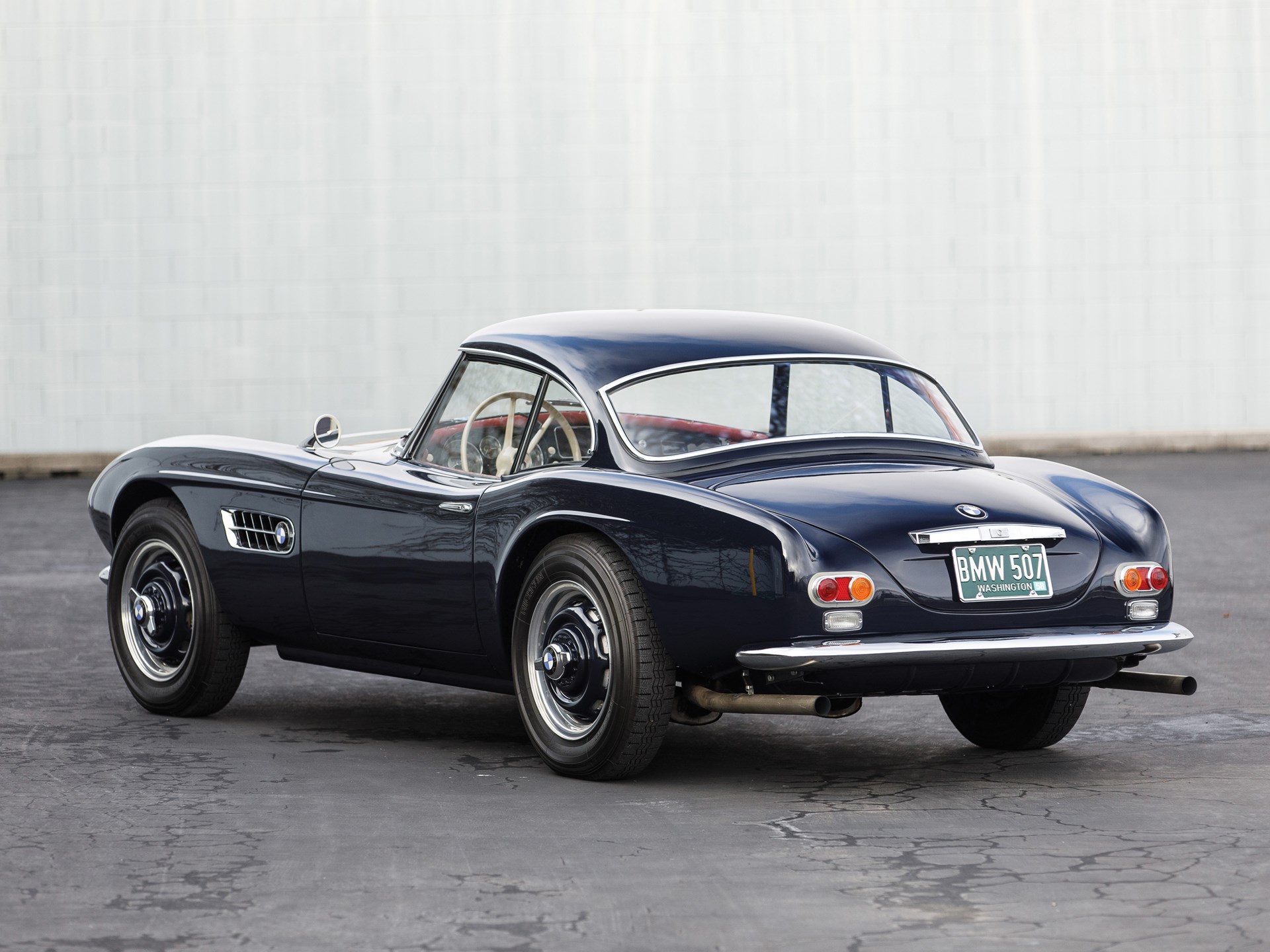 Name:  1958 BMW 507 Roadster S2 70157 RM Arizona 2019-02.jpg
Views: 4628
Size:  370.4 KB