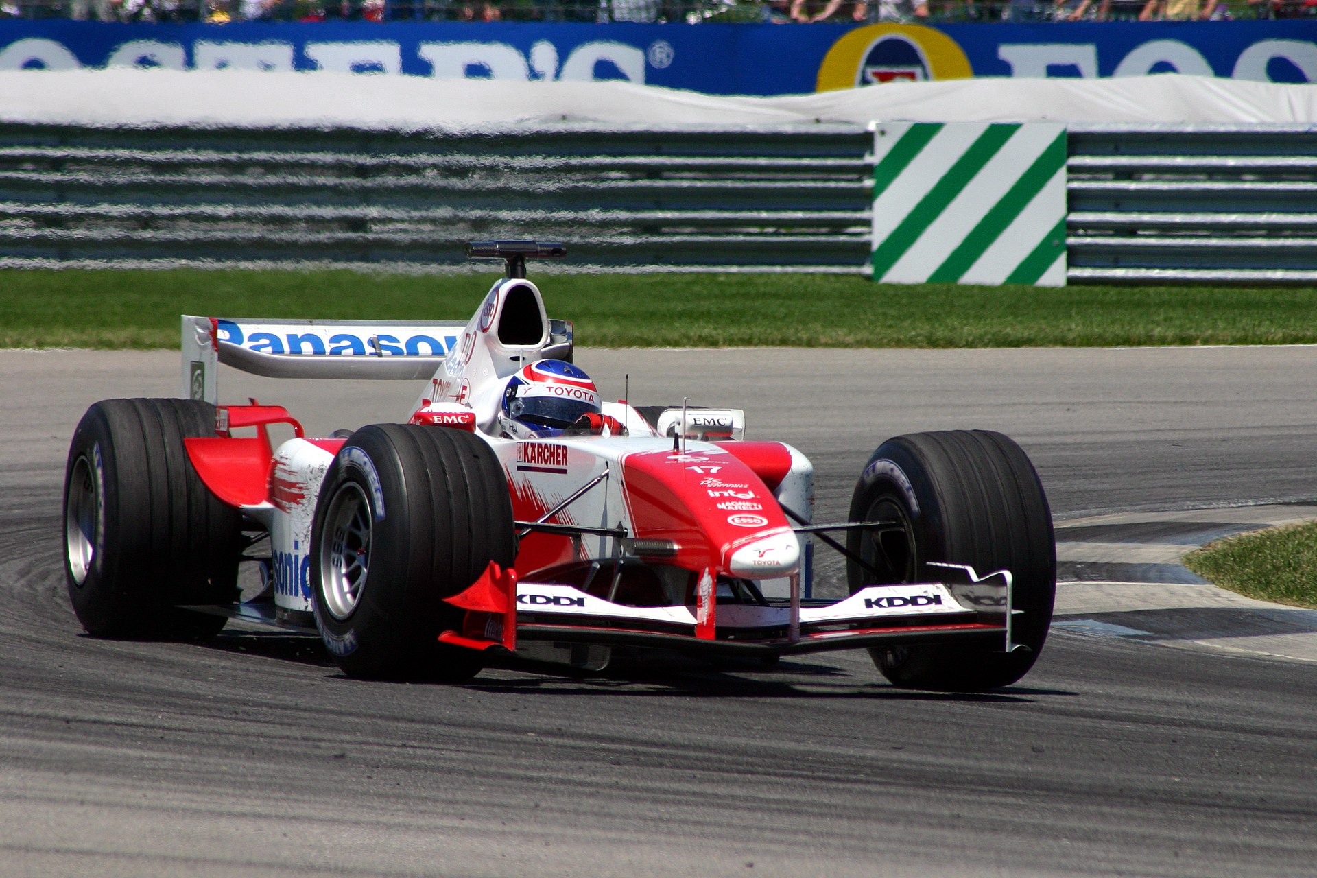 Name:  1920px-Toyota_f1_usgp_2004.jpg
Views: 4064
Size:  503.6 KB