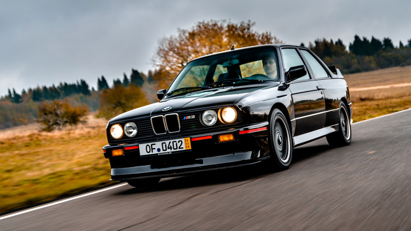 Name:  E30_M3_Sport_Evo_02.jpg
Views: 11957
Size:  237.0 KB