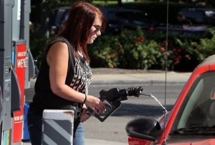 Name:  At the pumps..jpg
Views: 1432
Size:  179.6 KB