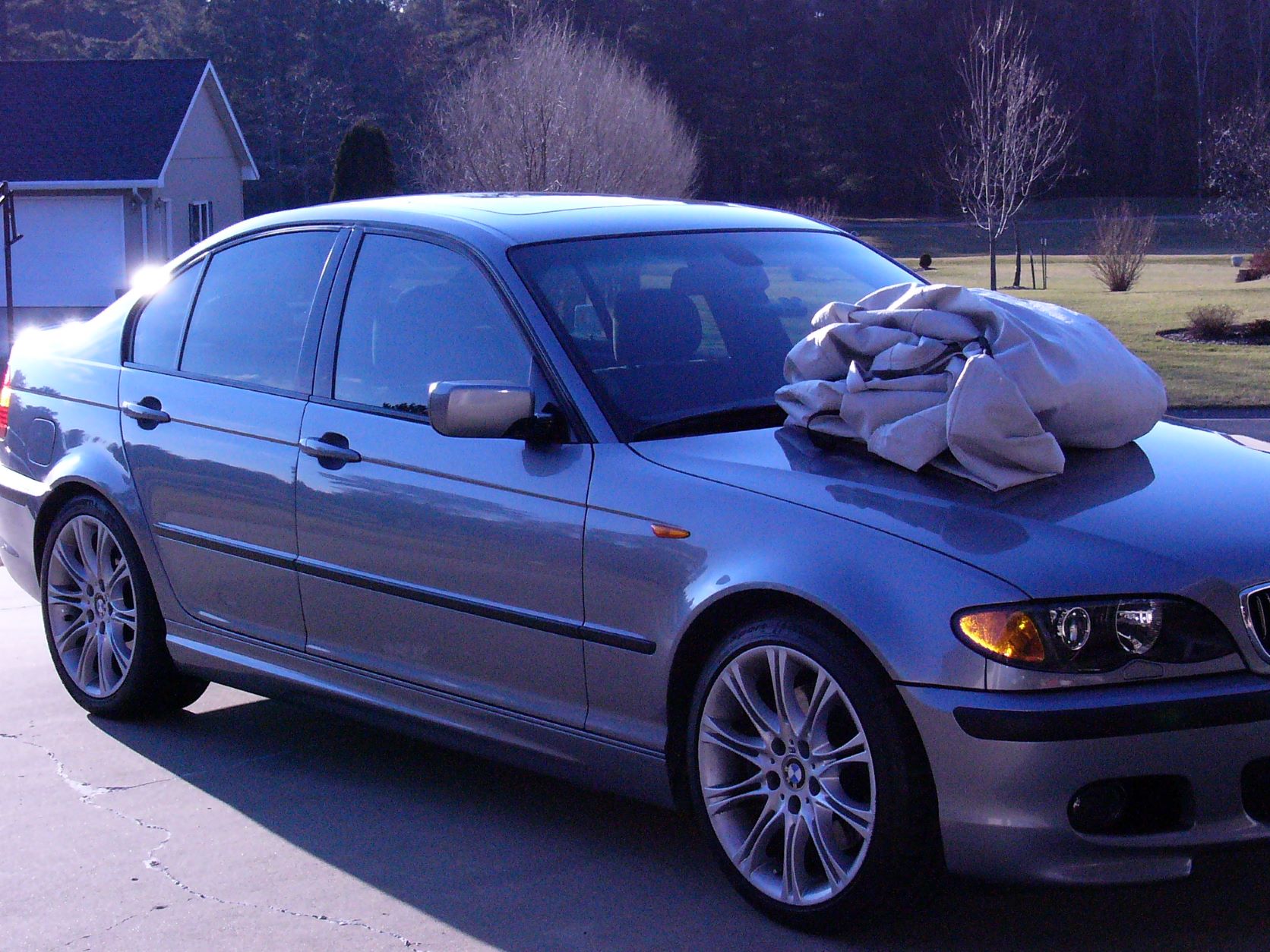 Name:  bmw330izhp.JPG
Views: 1672
Size:  359.3 KB