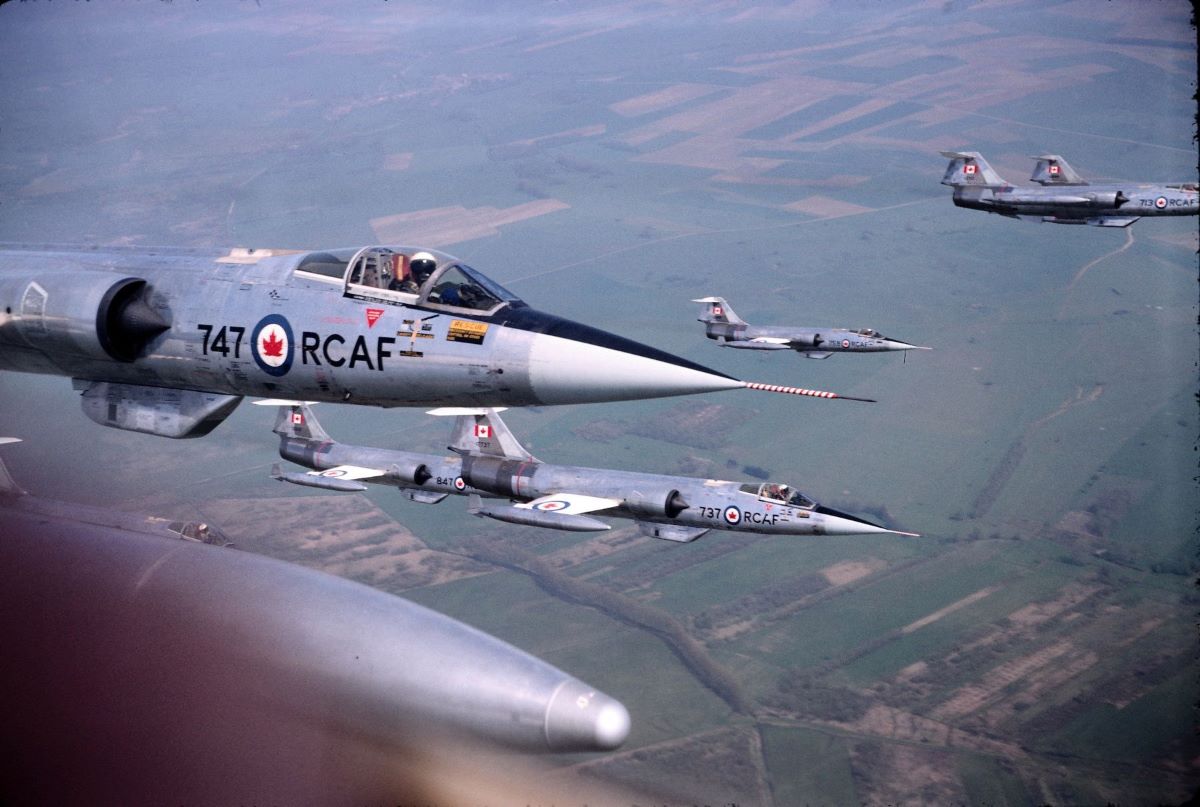 Name:  CF-104.jpg
Views: 6288
Size:  267.8 KB