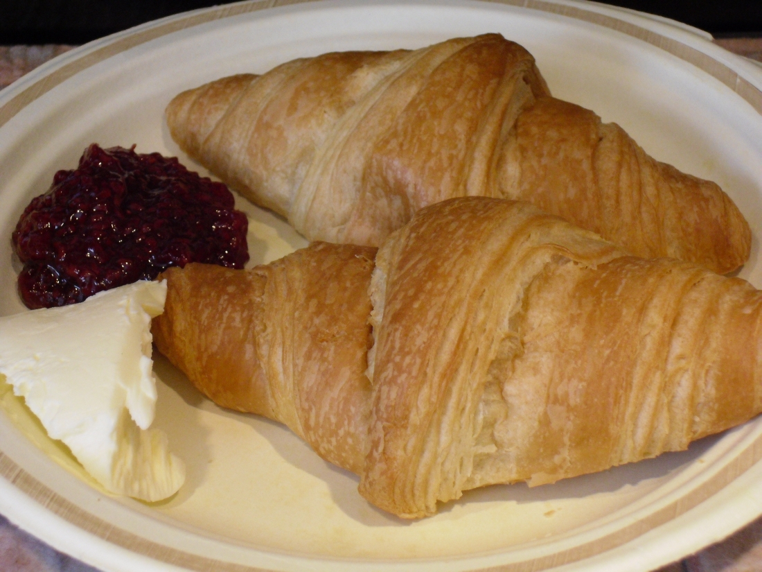 Name:  Croissants..JPG
Views: 566
Size:  620.9 KB