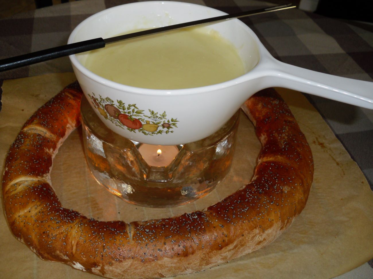 Name:  Fondue 1.JPG
Views: 727
Size:  152.6 KB