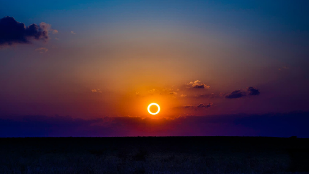 Name:  Eclipse..jpg
Views: 3522
Size:  95.2 KB