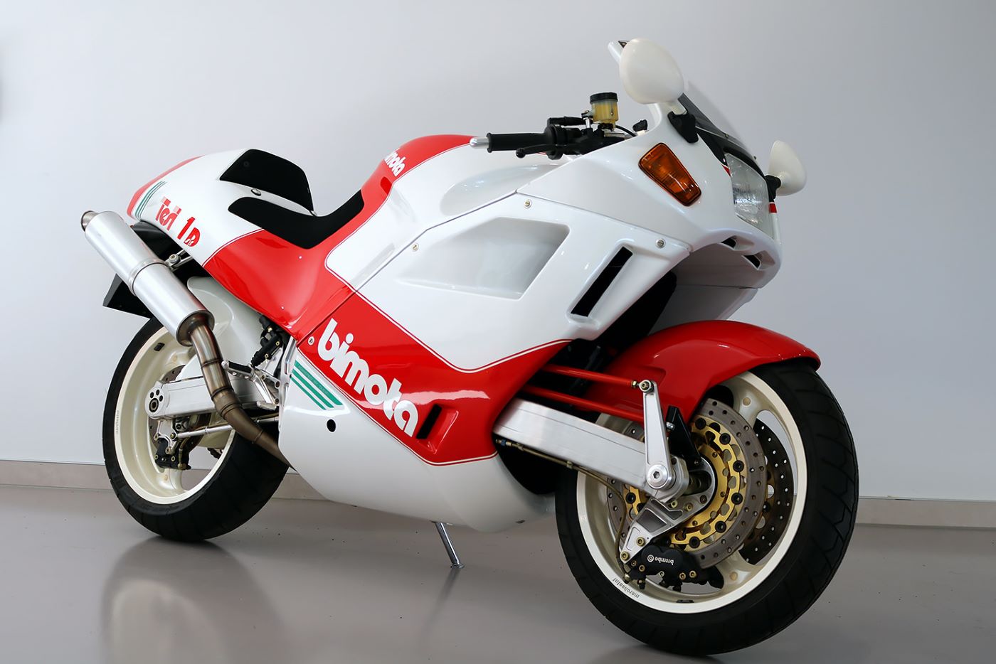 Name:  1991-bimota-tesi-1d-904.jpg
Views: 1087
Size:  122.7 KB