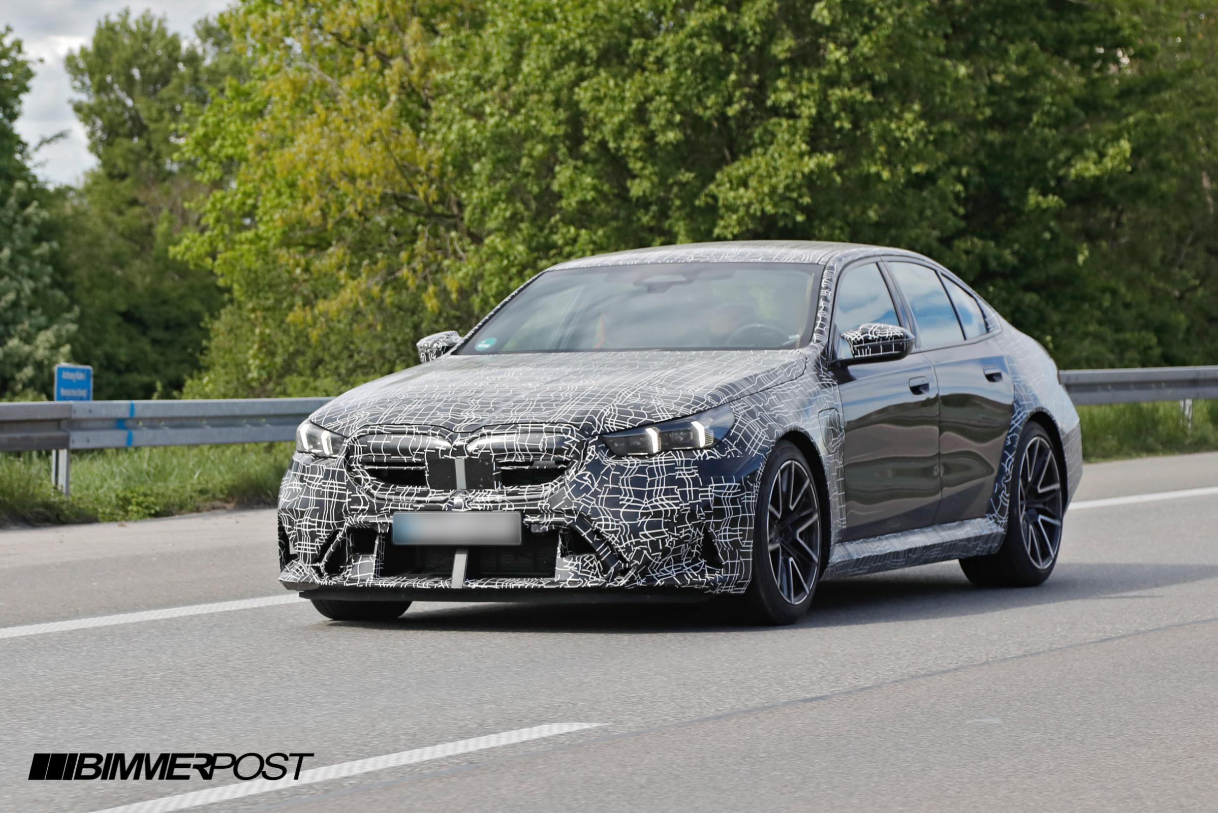 Name:  G90 M5 Sedan Prototype Spied 3.jpg
Views: 7022
Size:  451.5 KB