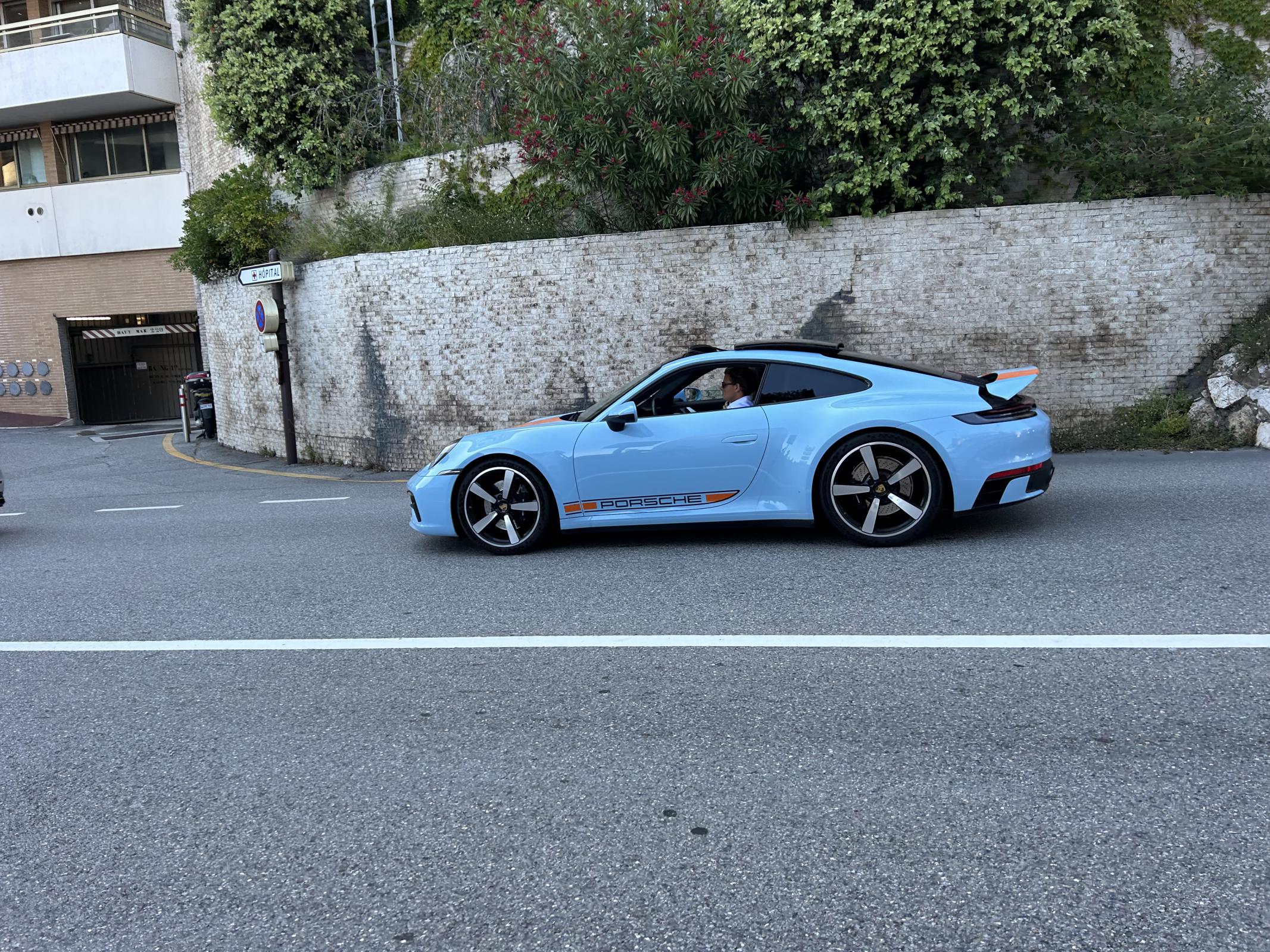 Name:  Golf Blue 992.jpg
Views: 255
Size:  786.6 KB