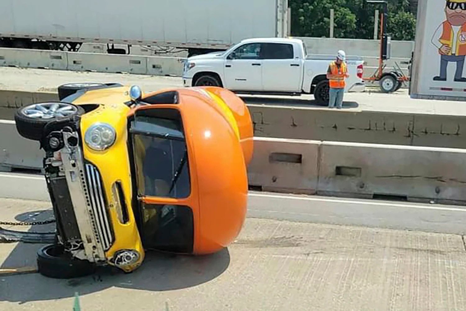 Name:  weinermobile-rollover.png
Views: 745
Size:  1.90 MB