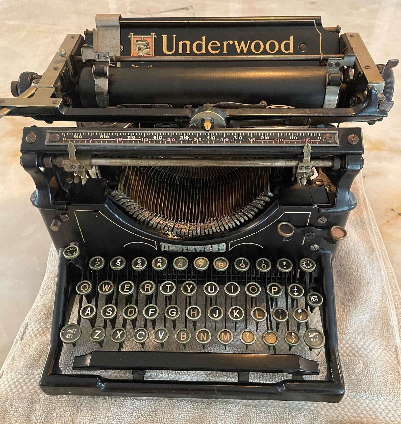 Name:  Underwood_Typewriter.jpg
Views: 107
Size:  538.0 KB