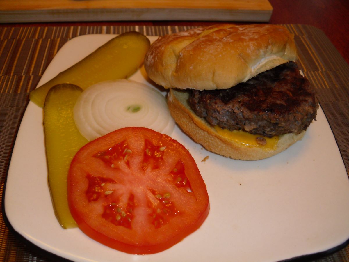 Name:  Burger.JPG
Views: 43
Size:  109.3 KB