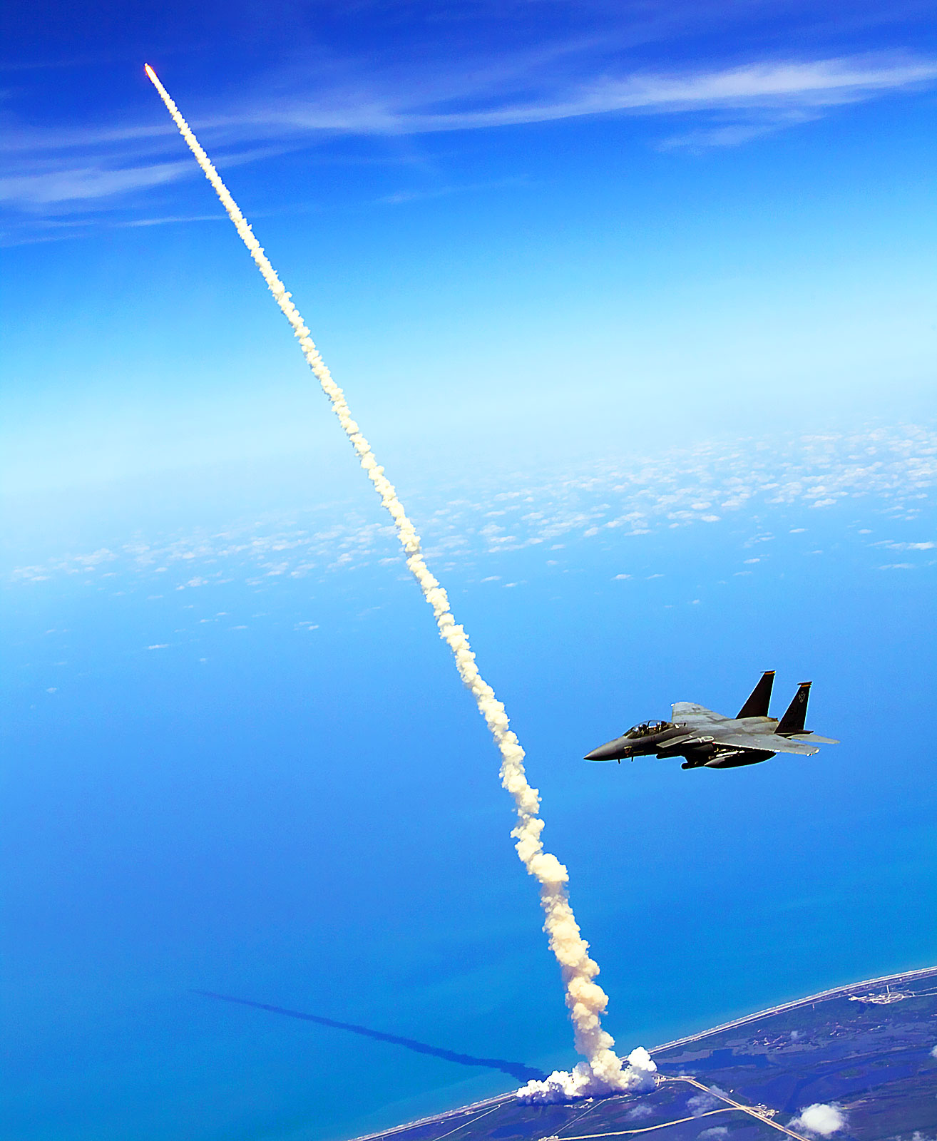 Name:  F15_SpaceShuttle_03.jpg
Views: 152
Size:  249.2 KB