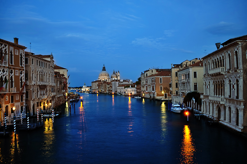 Name:  ShopVac- Venezia Grand Canal.jpg
Views: 1241
Size:  352.7 KB